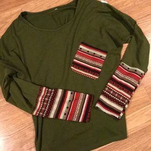 🌸 Unique Vintage Green Boho Top